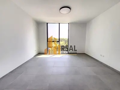Unfurnished 1bhk available in Tiraz with 4 cheques payment