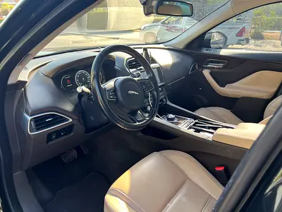 2017 Jaguar F-PACE 照片 6