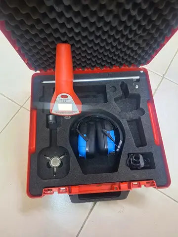 Flir/Leak Detection Inspection Kit with Headset in Hard Case