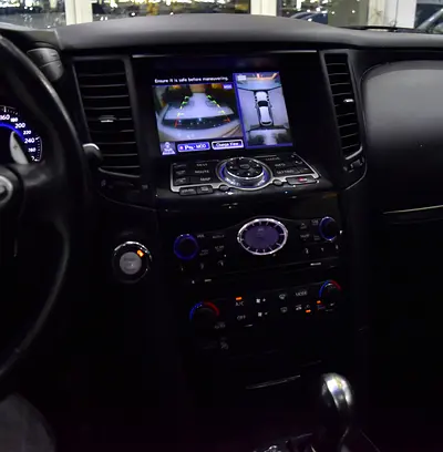 صورة 15 لـ 2016 Infiniti QX70