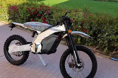 CAOFEN FX OFF ROAD DIRT BIKE 72V 60Ah All Terrain 180km Range 100kmh speed 12000W power