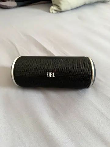 JBL Flip 1 (1st Gen) Portable Wireless Bluetooth Speaker Black