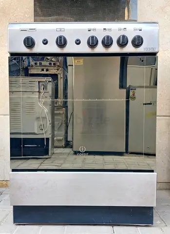 60x60cm 4burners INDESIT gas cooker perfect working