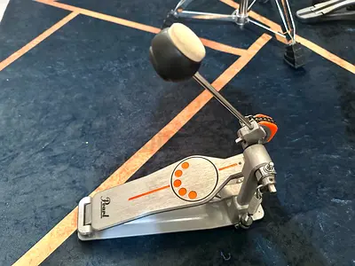 Pearl P-930 Demonator bass drum pedal