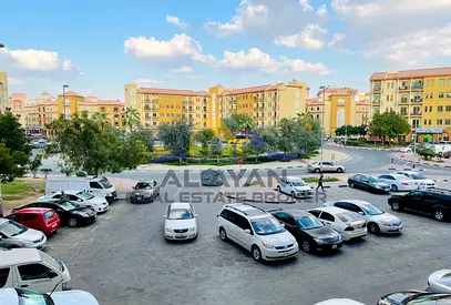 Investment Opportunity Extra Large Studio Roundabout view Spain Cluster