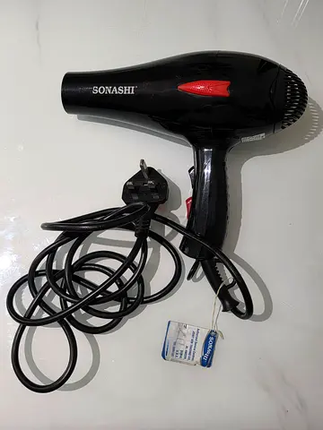 Hair dryer