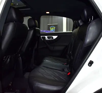 2016 Infiniti QX70 — миниатюра 17