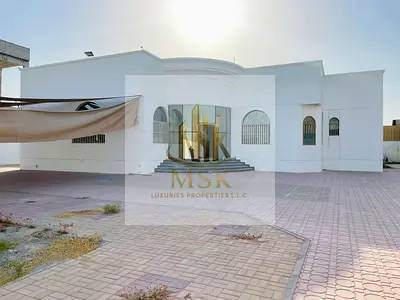 SPACIOUS 5BR INDEPENDENT VILLA | MAID & DRIVER ROOM | HUGE PARKING | AL BARSHA 2