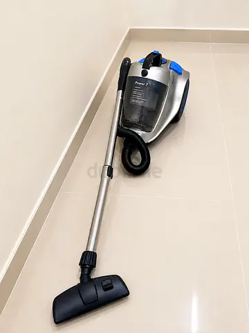 Hoover vacuum 2400W