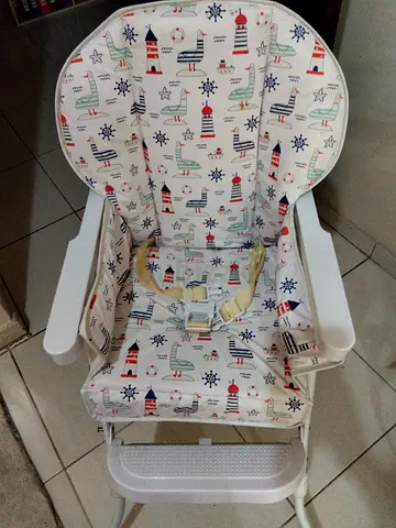 Baby high chair with removable washable cover - good condition