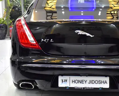 2013 Jaguar XJ — миниатюра 8