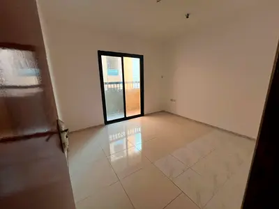 📍غرفتين وصالة للإيجار السنوي – المجاز 2  👤 للعزاب – سكن نظامي  🛏️ غرفتين وصالة  🌿 بلكونة  🔧 صيانة كاملة  💰 الإيجار السنوي: 37,000 درهم