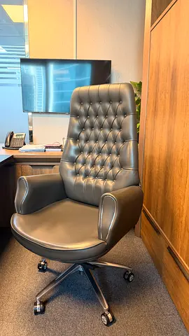 High-back Executive Office Chair in Black Leather