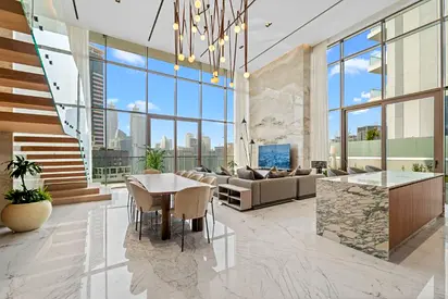 Penthouse| Bills Inclusive | Garden | Jacuzzi