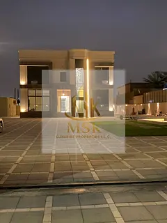 RENOVATED VILLA | GENEROUSLY SIZED ROOMS | PRIME AREA