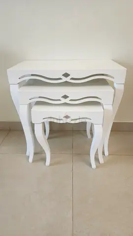 Set of 3 White Side Tables with Carved Accent