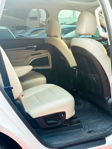 صورة 13 لـ 2020 KIA TELLURIDE
