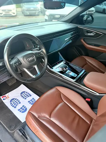 صورة 4 لـ 2020 AUDI Q8