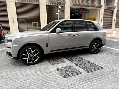 صورة 10 لـ 2023 ROLLS-ROYCE CULLINAN