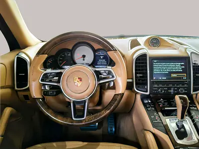 2016 Porsche CAYENNE 照片 10