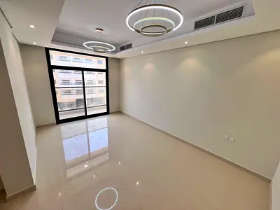 اجمل وارقي التشطيبات غرفتين وصاله اول ساكن مع بالكونه باطلاله مريحه موقع حيوي وقريب من كافه الخدمات سهله المخرج لشارقه ودبي