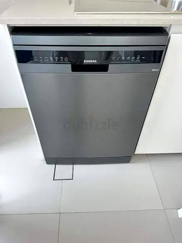 Siemens IQ300 Wifi Connect Dishwasher For sale Same like New