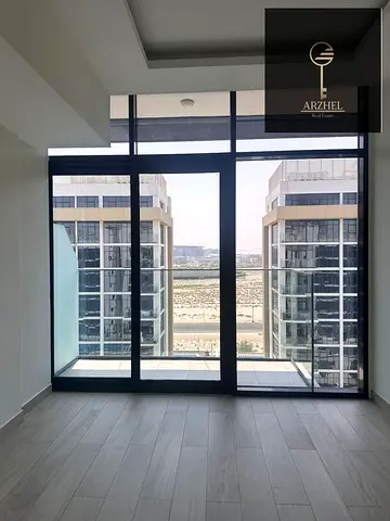 PRIME LOCATION | READY TO MOVE | MODERN LIVING