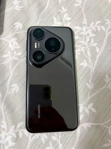 Huawei Pura 80 pro in good condition with huawei care valid till November