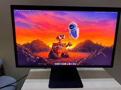 LG 5K Ultra fine 27" Mac Studio display