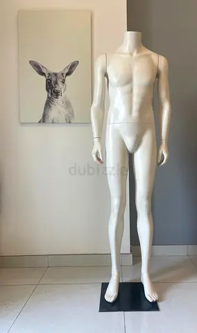 Man mannequin