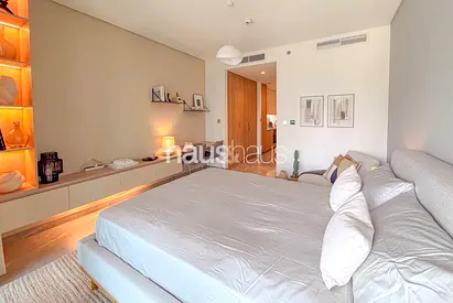 Burj and Canal Views | High Floor | Bright Studio