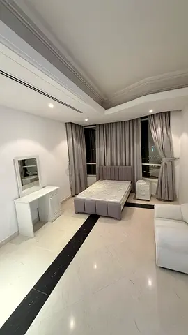 ELEGANT FULLY FURNISHED PARTITION ROOM AVAILABLE IN TOURIST CLUB