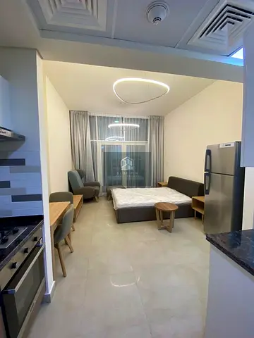 Chiller Free |Fully Furnished | Well Maintained