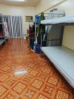 BACHELORS BEDSPACE AVAILABLE IN KARAMA