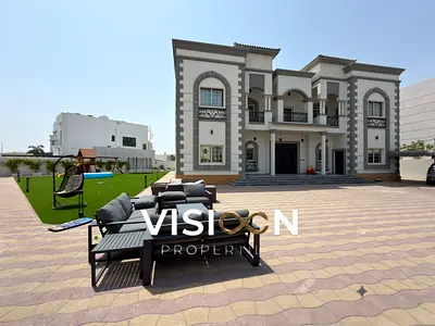 Huge 6 BR Villa l Prime location l Upgraded