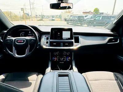 2022 GMC YUKON — фото 11