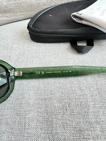 Miller Green sunglasses with hard case - preowned