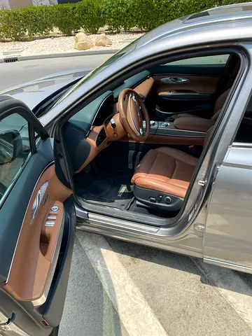 صورة مصغرة 12 لـ 2025 Genesis GV70