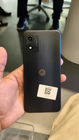 Motorola e13 smartphone - good working condition, unlockable1 day used
