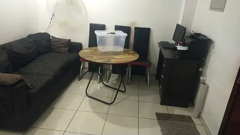 EXICUTIVE BACHELOR SPACE AVAILABLE