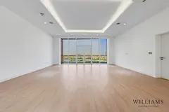 Fully renovated | Vacant | Atlantis view