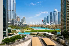 Fountain View | Spacious & Bright | Premium
