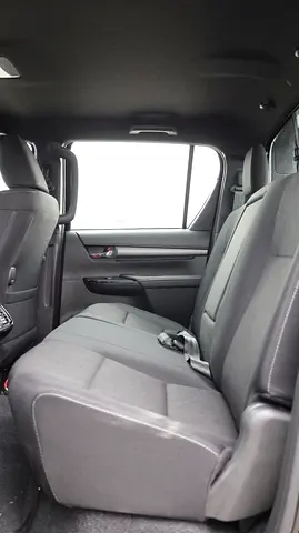 2026 Toyota HILUX — миниатюра 11
