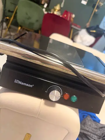 Electric press grill