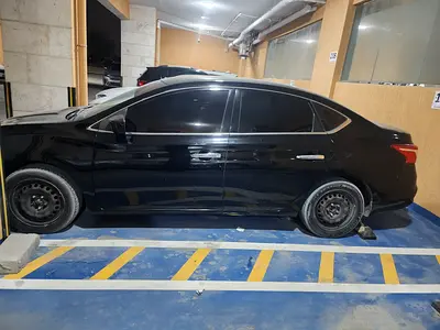 2019 Nissan SENTRA photo 8