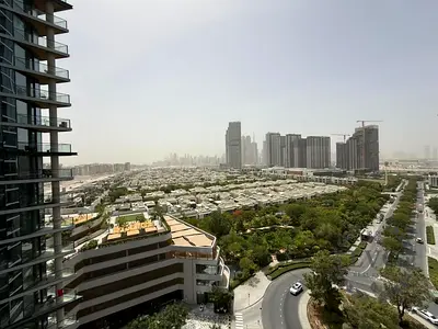 Bright & Spacious 1BR with | Overlooking the Lagoon