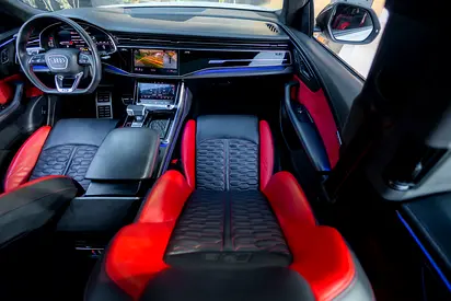 2022 AUDI RS Q8 照片 16