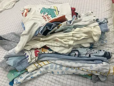 Bundle Baby clothes newborn/0-3M 37 pieces