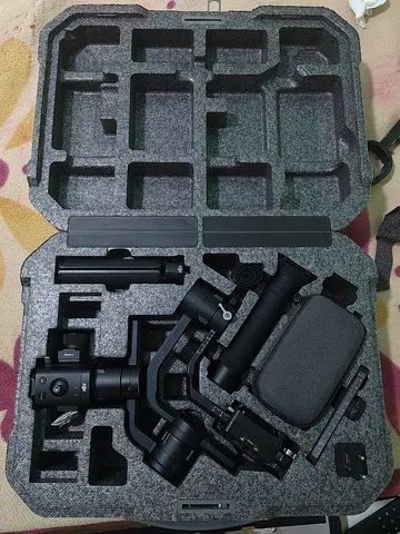 Dji Ronin S - Camera Gimbal Stabilizer with Hard Case