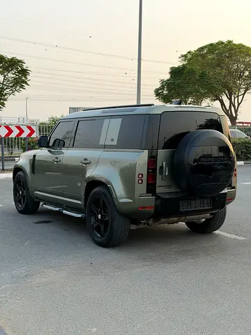 Land Rover Defender 110 SE P400, миниатюра 6